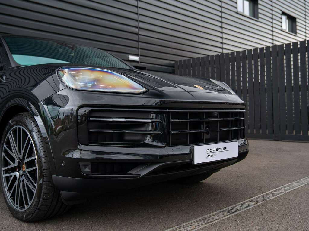 Porsche Cayenne Cayenne S 2026 FP75OOJ Black #6