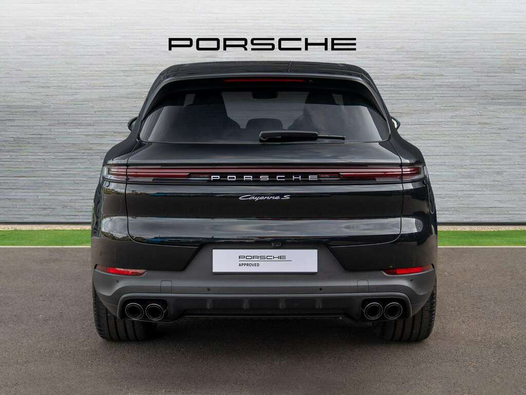 Porsche Cayenne Cayenne S 2026 FP75OOJ Black #5