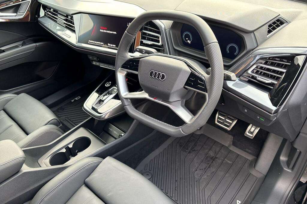 Audi Q4 E Tron 210Kw 45 82Kwh Black Edition 2025 BP75NUC Black #6