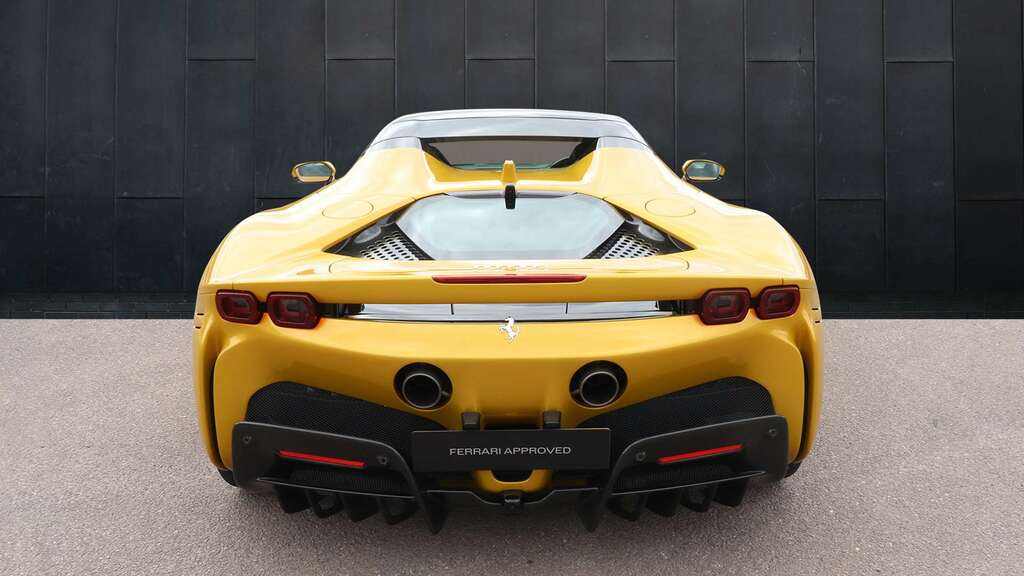 Ferrari Sf90 Spider 4.0T V8 7.9Kwh F1 Dct 4Wd Euro 6 Ss 2022 Yellow #3