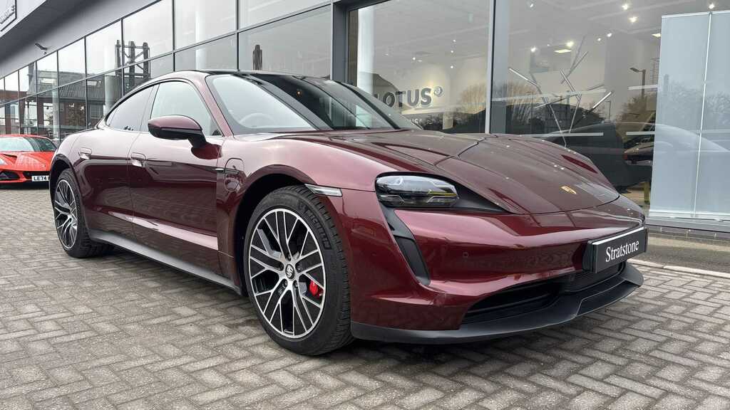 Porsche Taycan 420Kw 4S 93Kwh 2021 Red