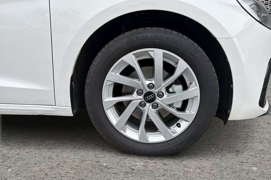 Audi A1 30 Tfsi Sport S Tronic 2025 MW75KXD White #5