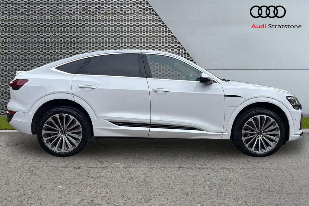Audi Q8 e tron 300Kw 55 Quattro 114Kwh S Line 2023 NL73VWP White #4
