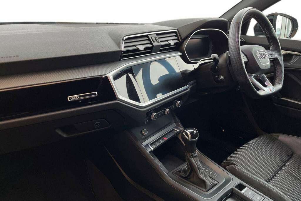 Audi Q3 35 Tfsi Black Edition S Tronic Cs Pack 2022 SL72ZKP Blue #2