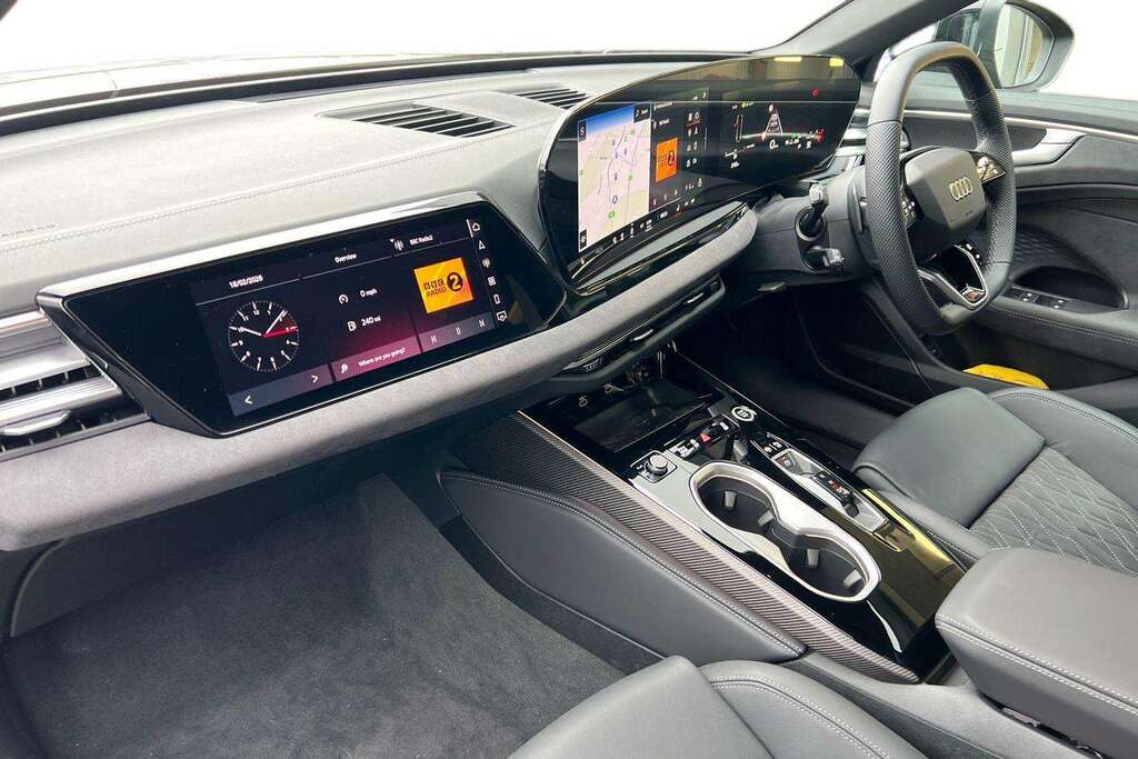 Audi A6 2.0 Tfsi 204 Edition 1 S Tronic 2025 DY75VNO  #2