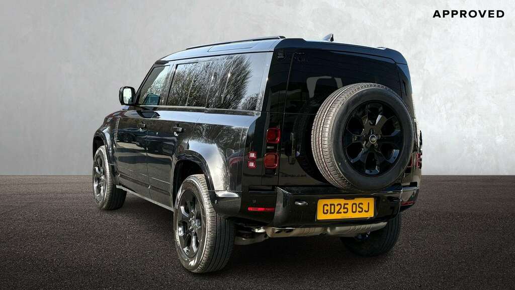 Land Rover Defender 110 3.0 D250 X-dynamic Se 110 2025 GD25OSJ Black #2