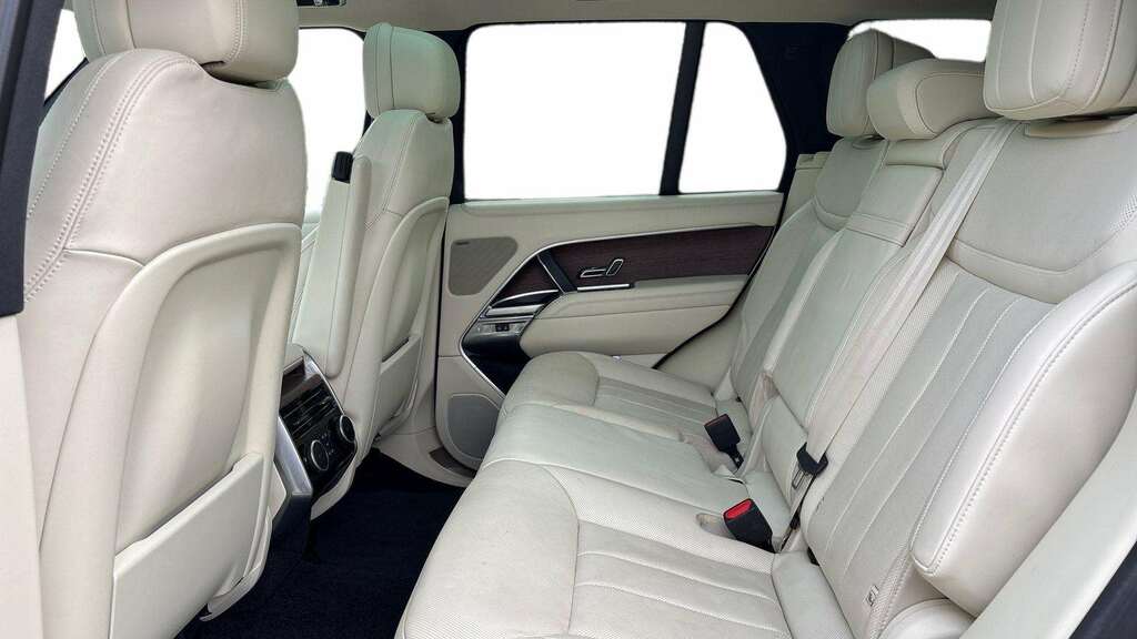 Land Rover Range Rover 3.0 P440e Se 2023 GC23CUU Grey #4
