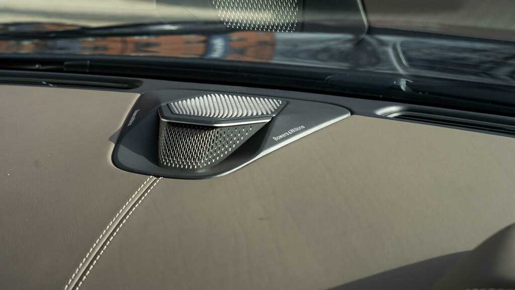 Aston Martin DB12 V8 2023 Black #21
