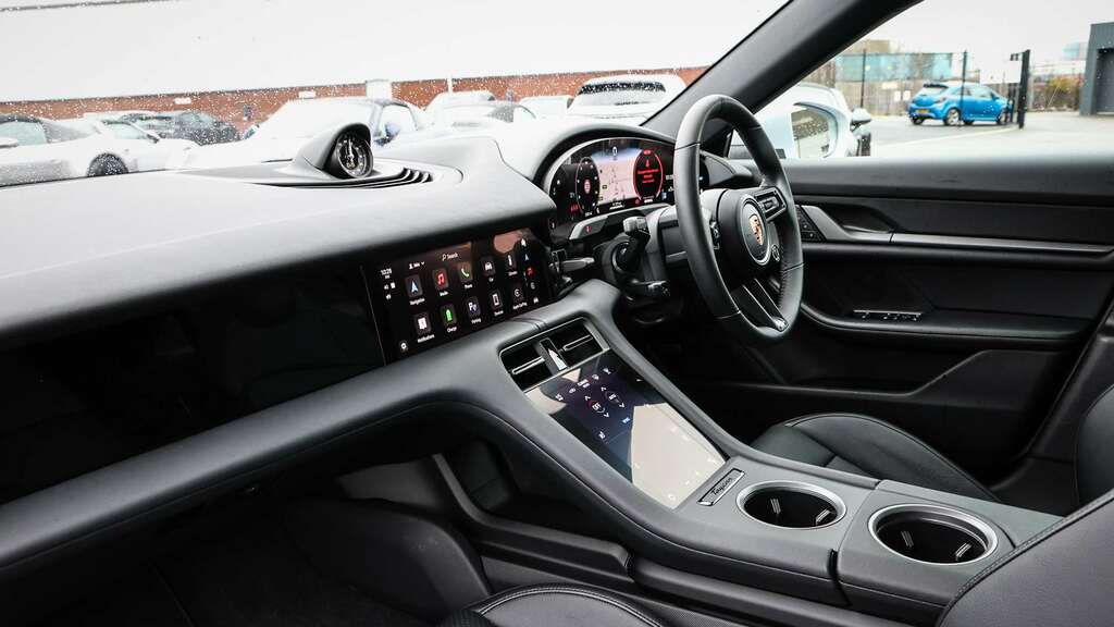 Porsche Taycan 4S Sport Turismo 2025 NG25BXX Grey #5