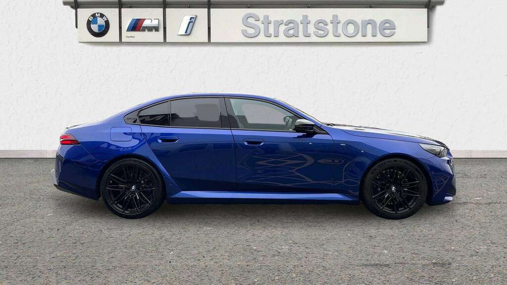 BMW M5 Dct 2025 KM75FXB Blue #3