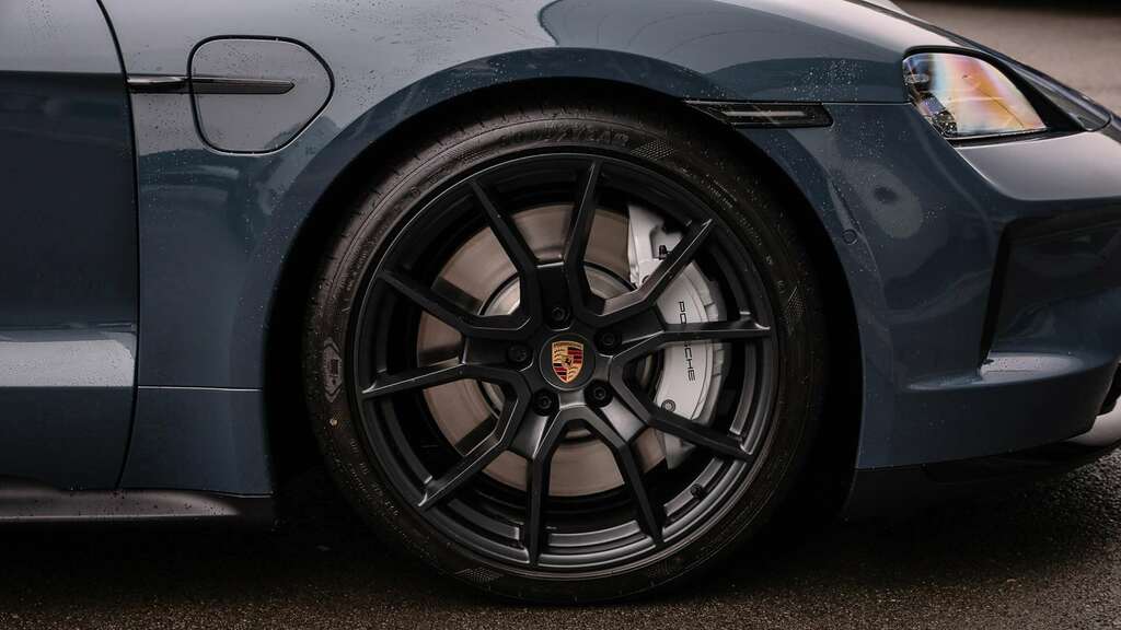 Porsche Taycan Gts 2025 BT75YDC Blue #6