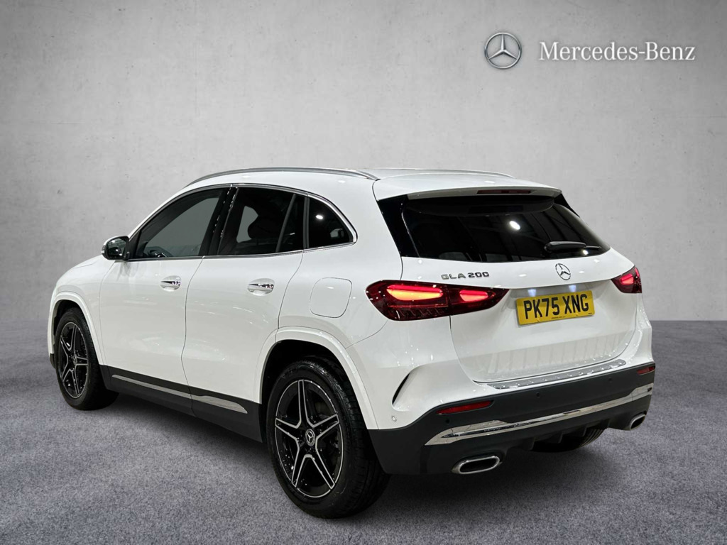 Mercedes-Benz GLA Class 200 Amg Line Executive 2025 PK75XNG White #5
