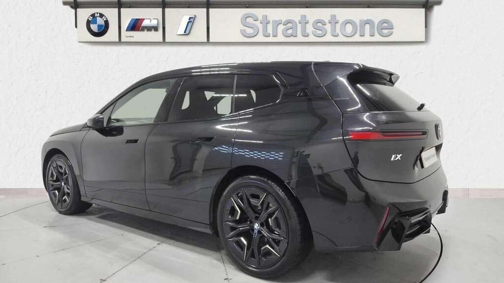 BMW iX 300Kw Xdrive45 M Sport 101Kwh 2025 YP75UMJ Black #2