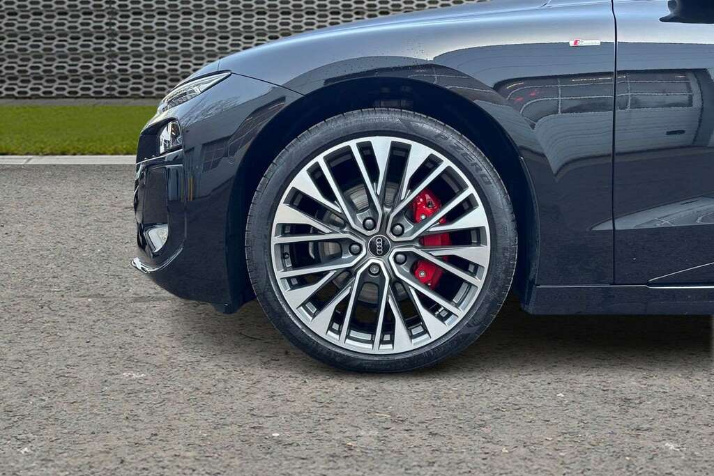 Audi A6 315Kw Quattro 100Kwh Edition 1 Sv 2025 LM75RMZ Black #5