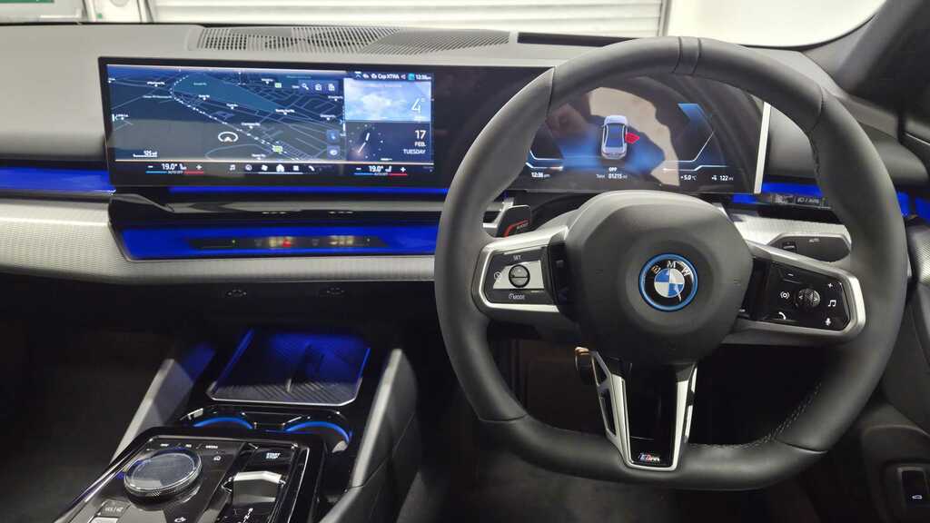 BMW i5 250Kw Edrive40 M Sport Pro 84Kwh 2025 YM75TKY Grey #5