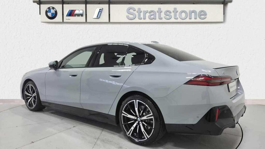 BMW i5 250Kw Edrive40 M Sport Pro 84Kwh 2025 YM75RWX Grey #2