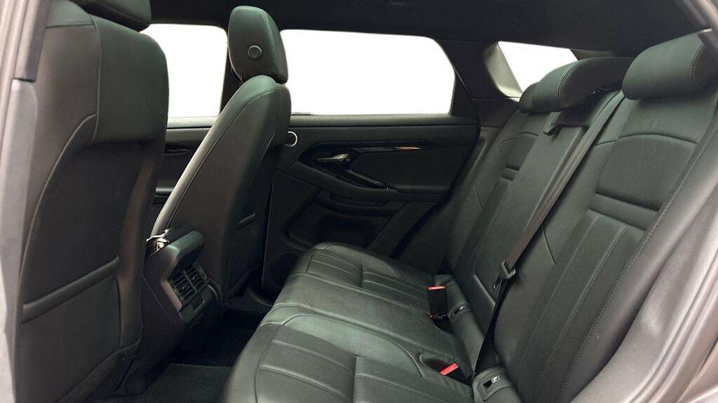Land Rover Range Rover Evoque 2.0 D200 Dynamic Se 2023 LJ73XVL Grey #4