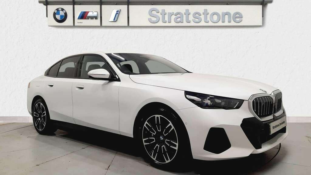 BMW i5 250Kw Edrive40 M Sport 84Kwh 2025 YP75UMA White