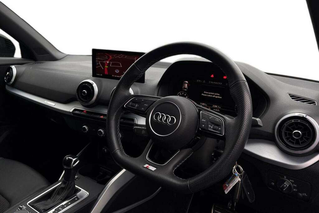 Audi Q2 35 Tfsi Black Edition S Tronic 2022 ML72DWY Blue #6