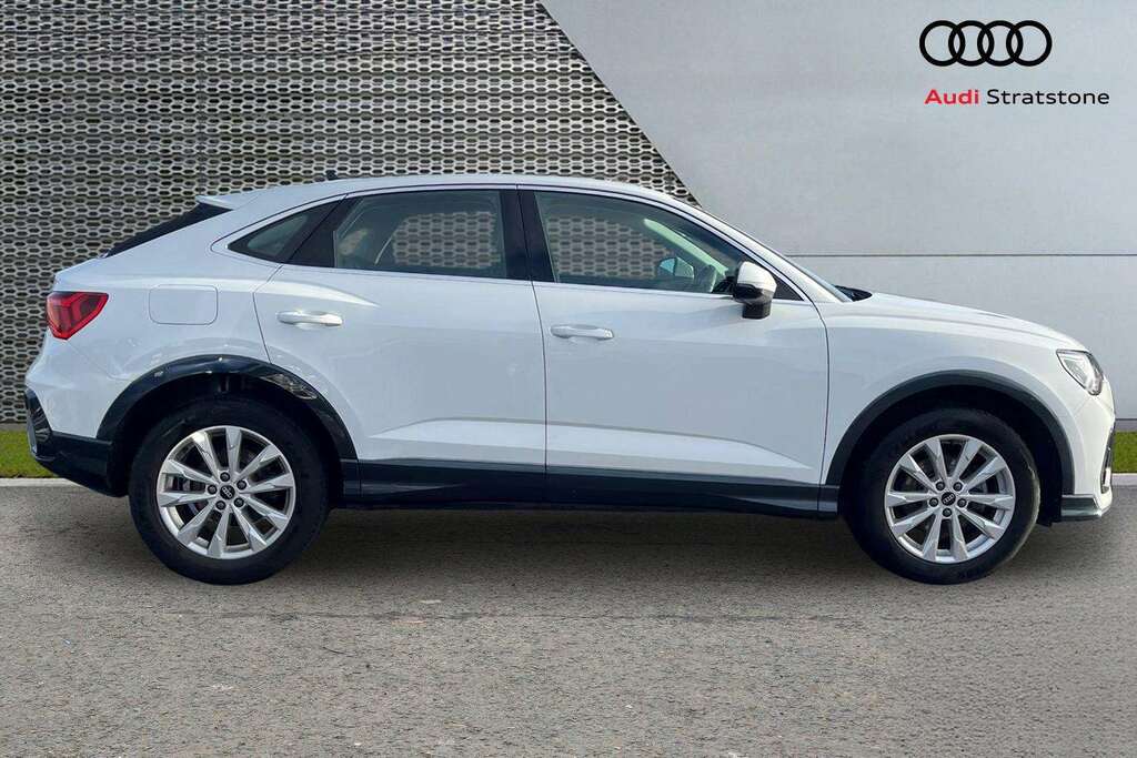 Audi Q3 35 Tfsi Sport S Tronic 2023 DG23CKO White #4