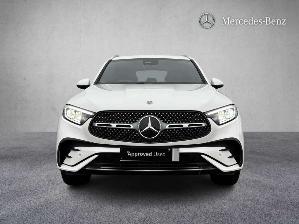 Mercedes-Benz GLC Class 300 4Matic Amg Line 9G-tronic 2025 EJ75WFH White #3