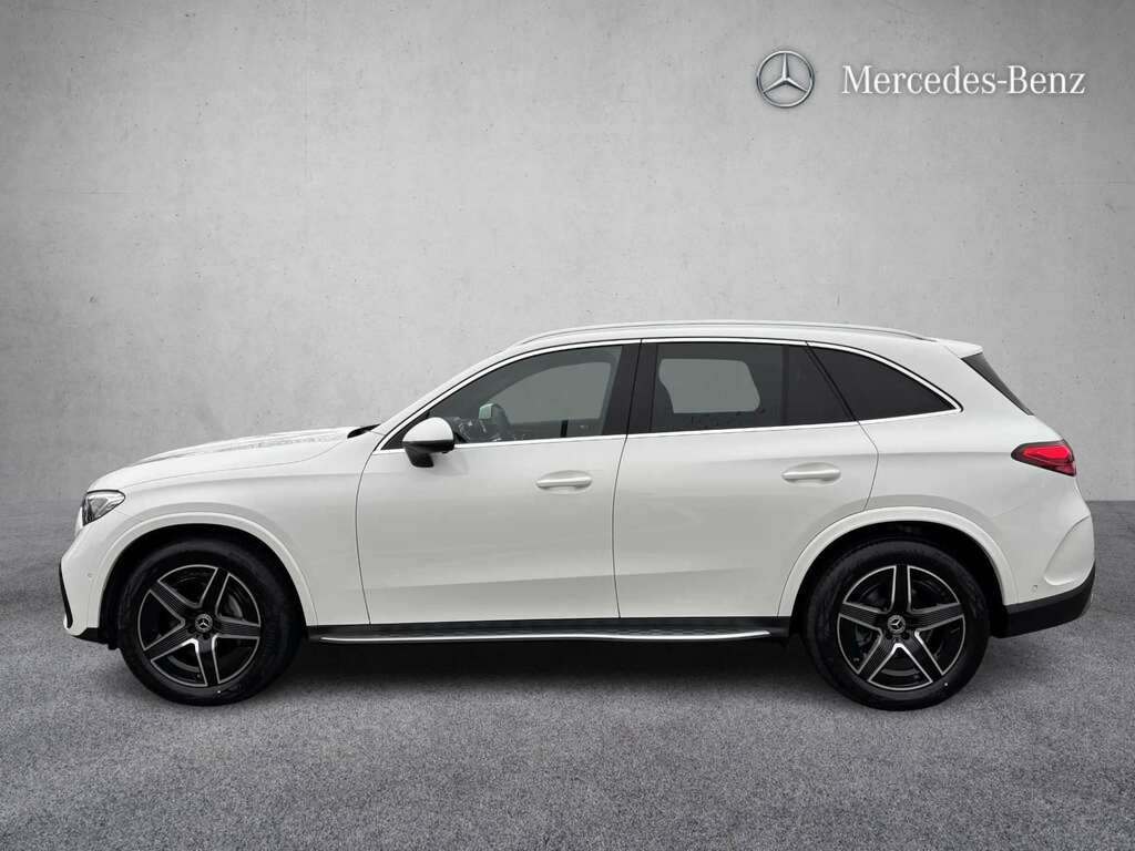 Mercedes-Benz GLC Class 300 4Matic Amg Line 9G-tronic 2025 EJ75WFH White #2