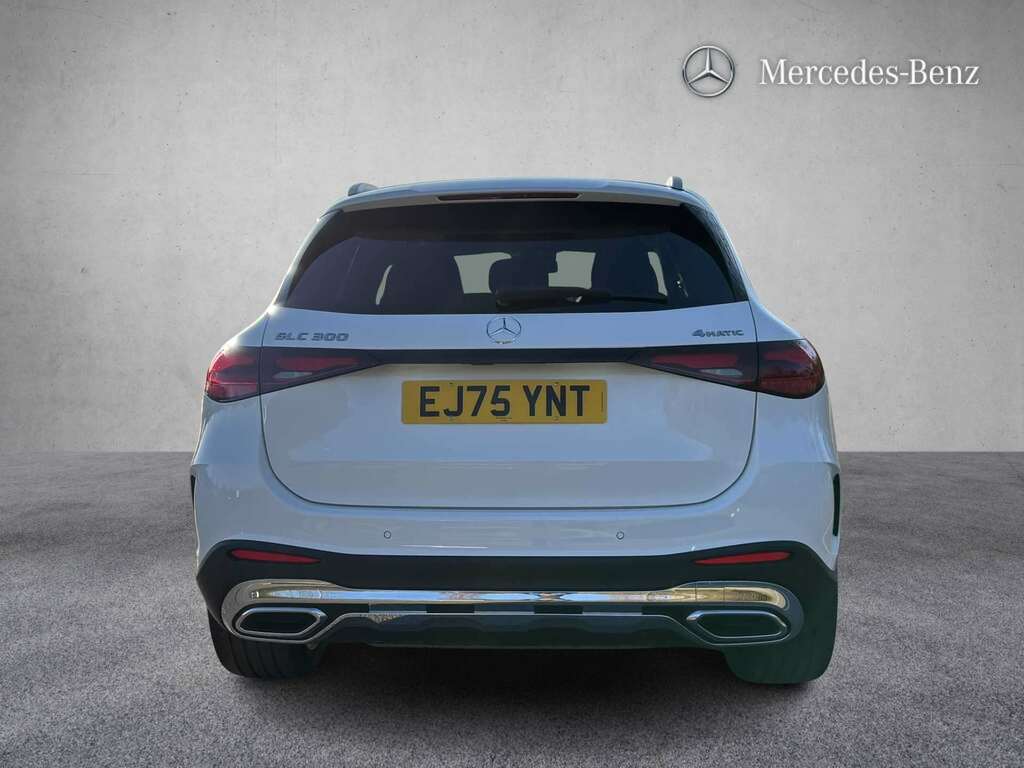 Mercedes-Benz GLC Class 300 4Matic Amg Line Prem Pan 9G-tronic 2025 EJ75YNT White #6