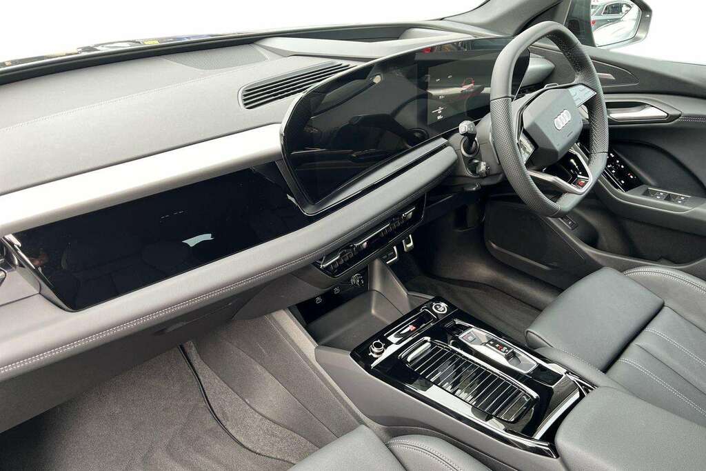 Audi Q6 E-Tron 285Kw Quattro 100Kwh S Line 2025 DF75UVK Grey #2