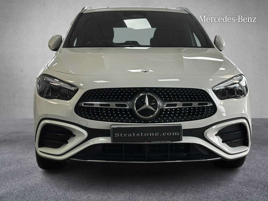 Mercedes-Benz GLA Class 200 Amg Line Executive 2025 PK75XMX White #2