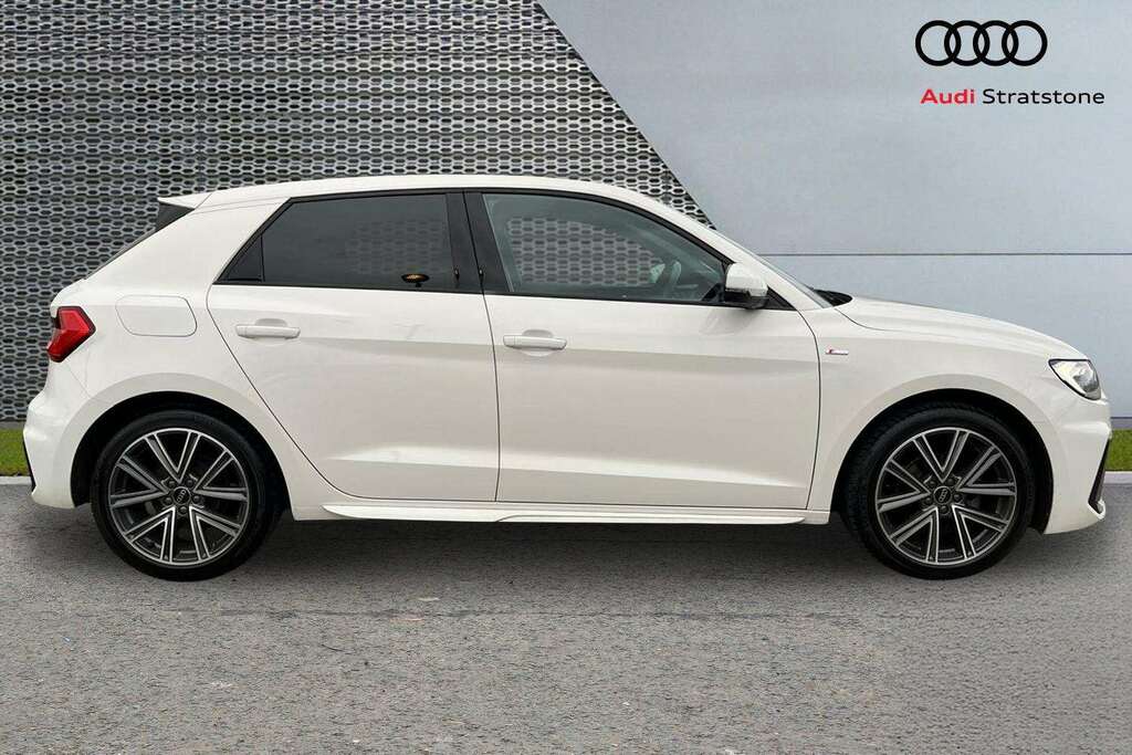 Audi A1 25 Tfsi S Line 2023 DC73CZZ White #4