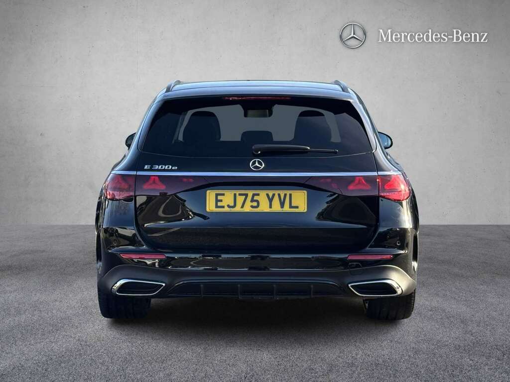 Mercedes-Benz E Class E300e Urban Edition 9G-tronic 2025 EJ75YVL Black #3