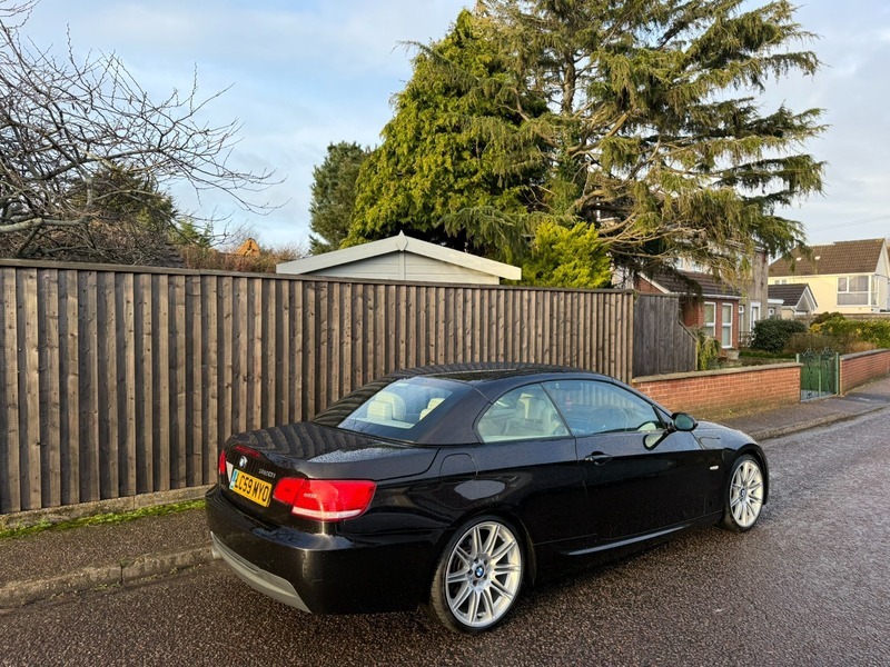 BMW 3 Series 320I M Sport Highline Black #3