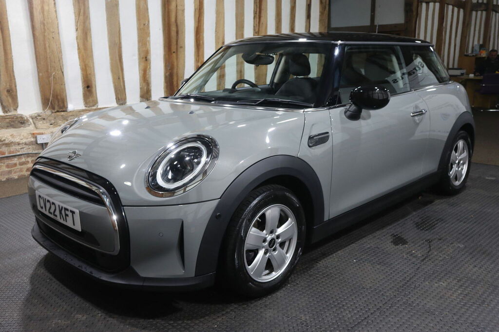 Mini Hatch 1.5 Cooper Classic Euro 6 S S CV22KFT Grey #3