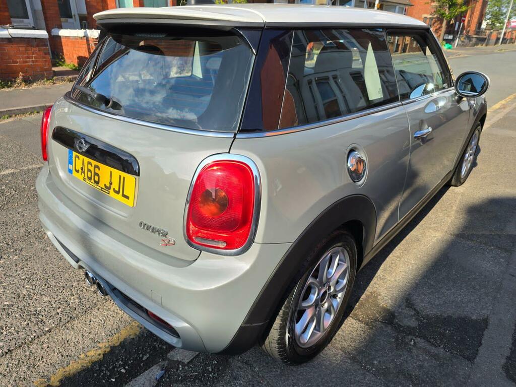 Mini Hatch Hatchback 2.0 Cooper Sd 3-Door Hatch 201766 Grey #2