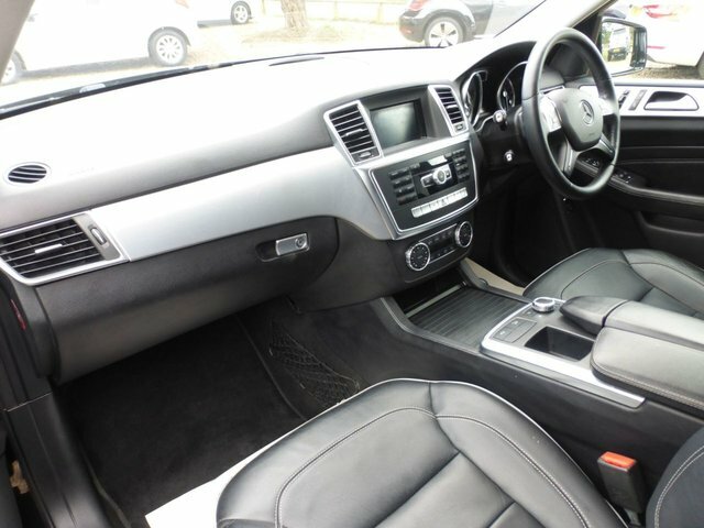 Mercedes-Benz M Class 3.0 Ml350 V6 Bluetec EA63VKH Black #3