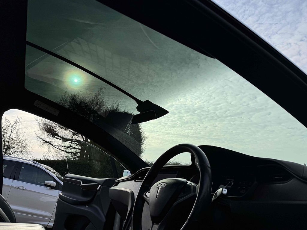 Tesla Model X Long Range U594 Ulez YK70RTV White #4