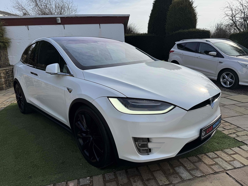 Tesla Model X Long Range U594 Ulez YK70RTV White #3