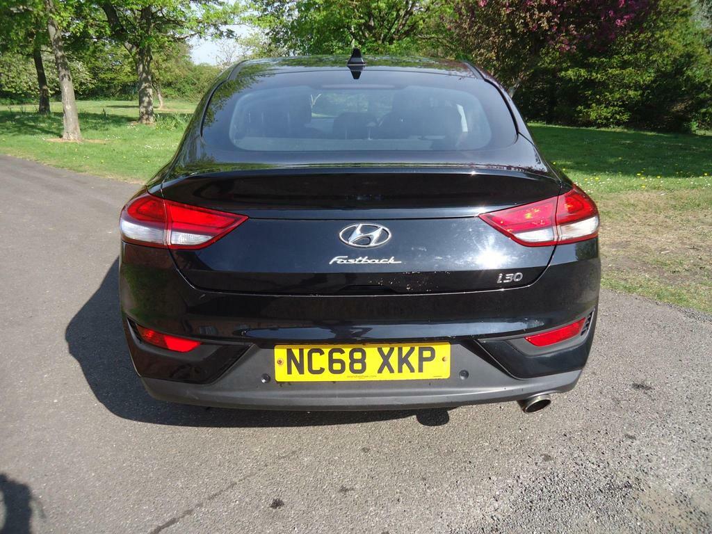 Hyundai I30 1.4 T-gdi Se Nav Fastback Euro 6 S S NC68XKP Black #6