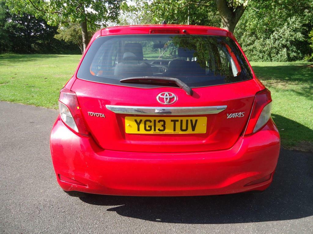 Toyota Yaris 1.33 Dual Vvt-i Tr Euro 5 YG13TUV Red #6
