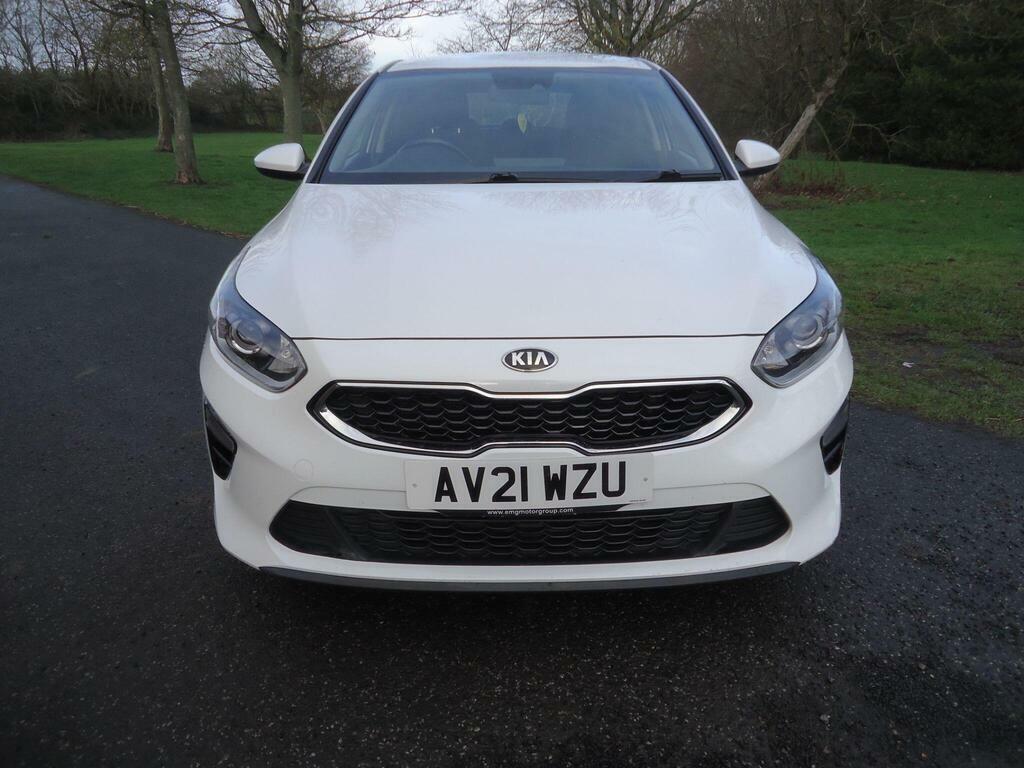 Kia Ceed 1.6 Crdi Mhev 2 Nav Euro 6 S S AV21WZU White #5
