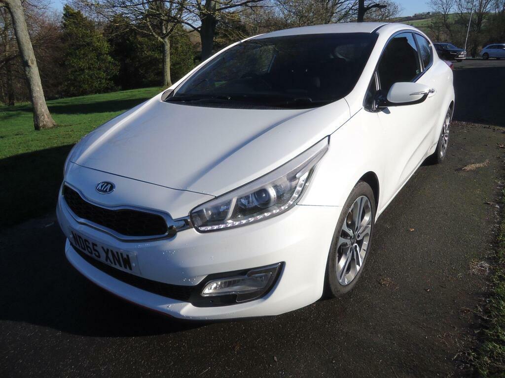 Kia Proceed 1.6 Crdi Ecodynamics Se Euro 5 S S White