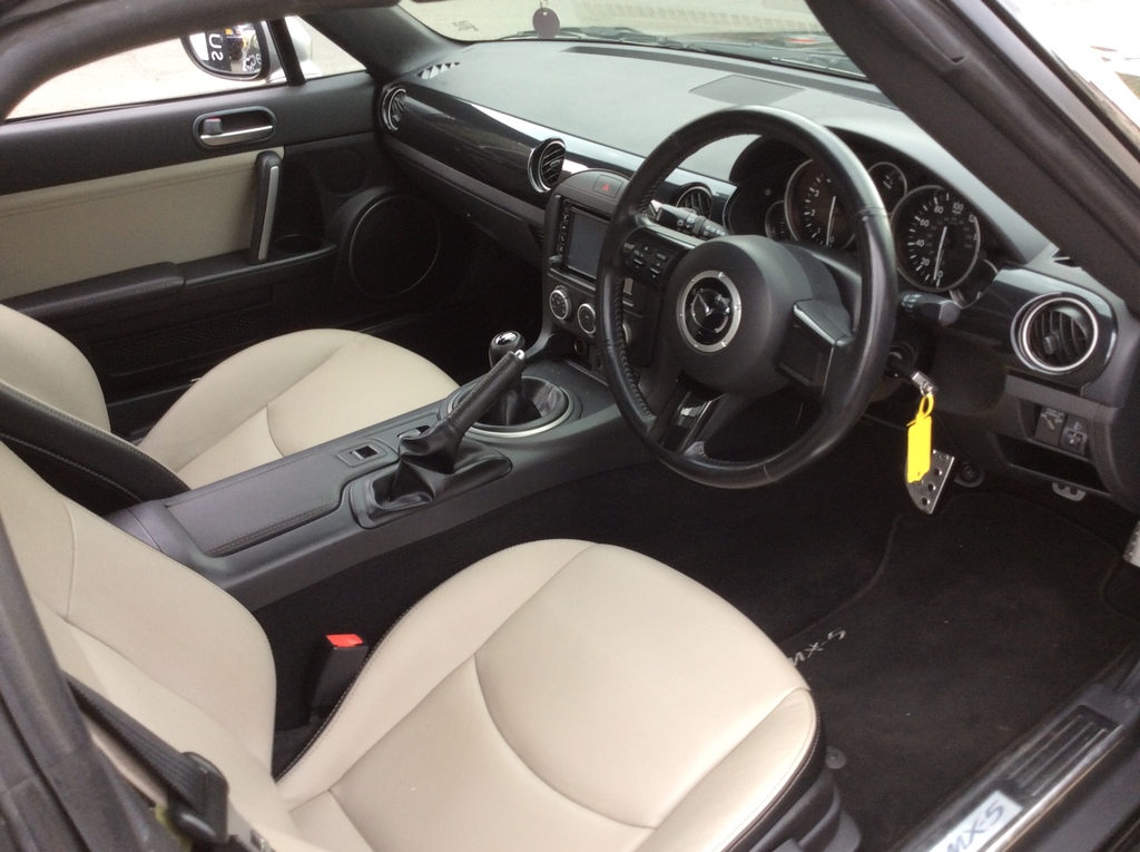 Mazda MX-5 1.8 Venture Edition EK64LGD Black #5