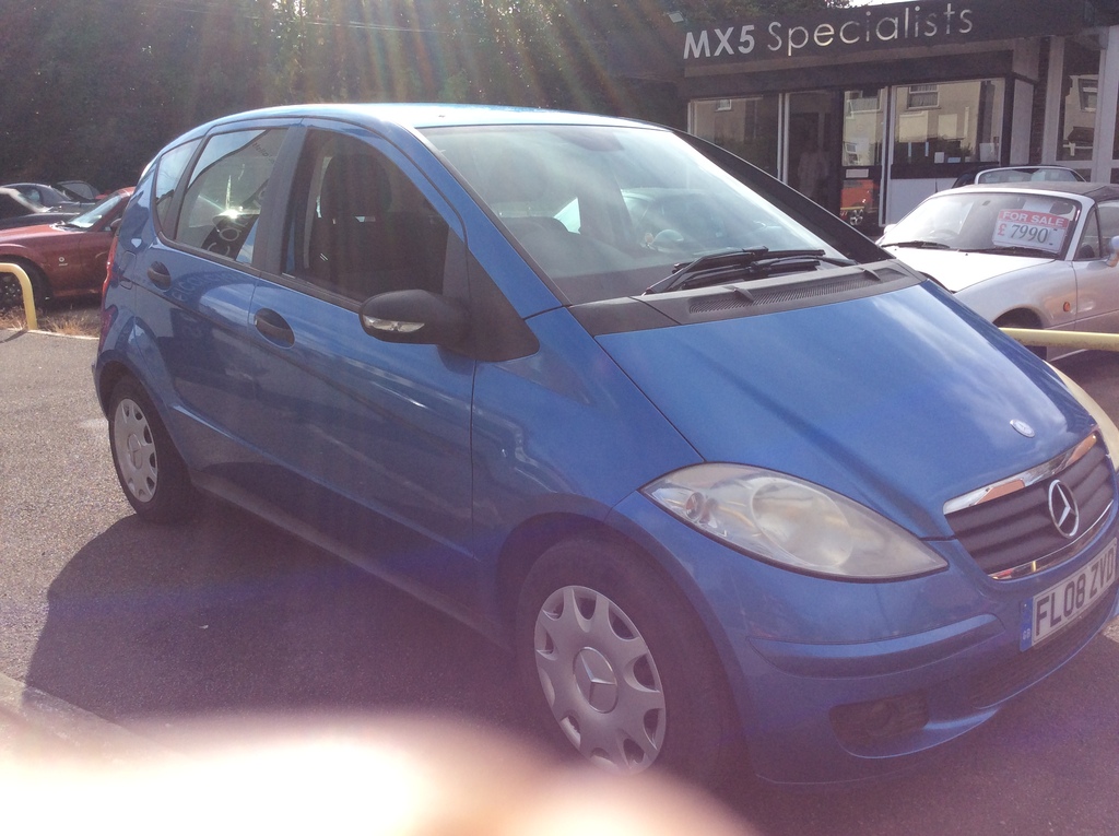 Mercedes-Benz A Class Classic Se Blue