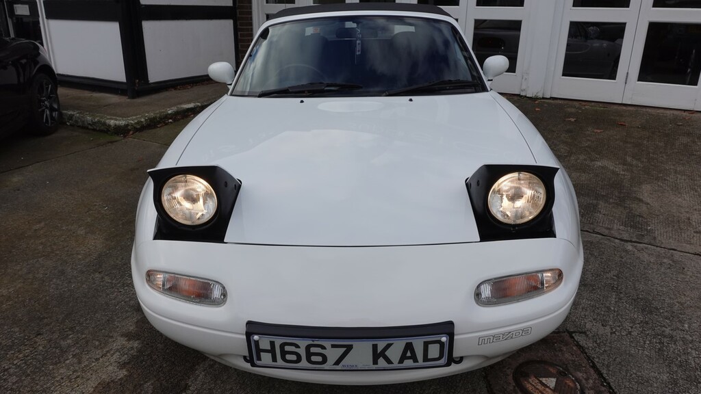 Mazda MX-5 1.6 Eunos Silver #15