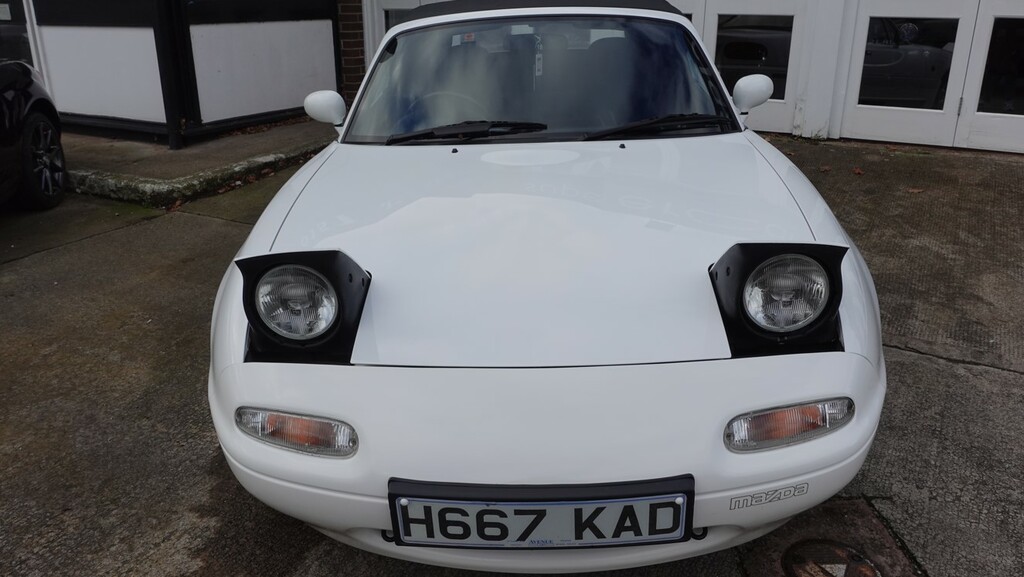 Mazda MX-5 1.6 Eunos Silver #14