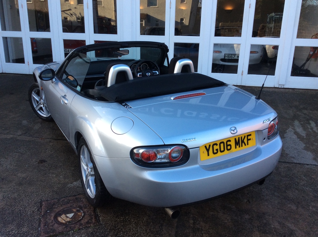 Mazda MX-5 1.6 Mx-5 Isola Red #2