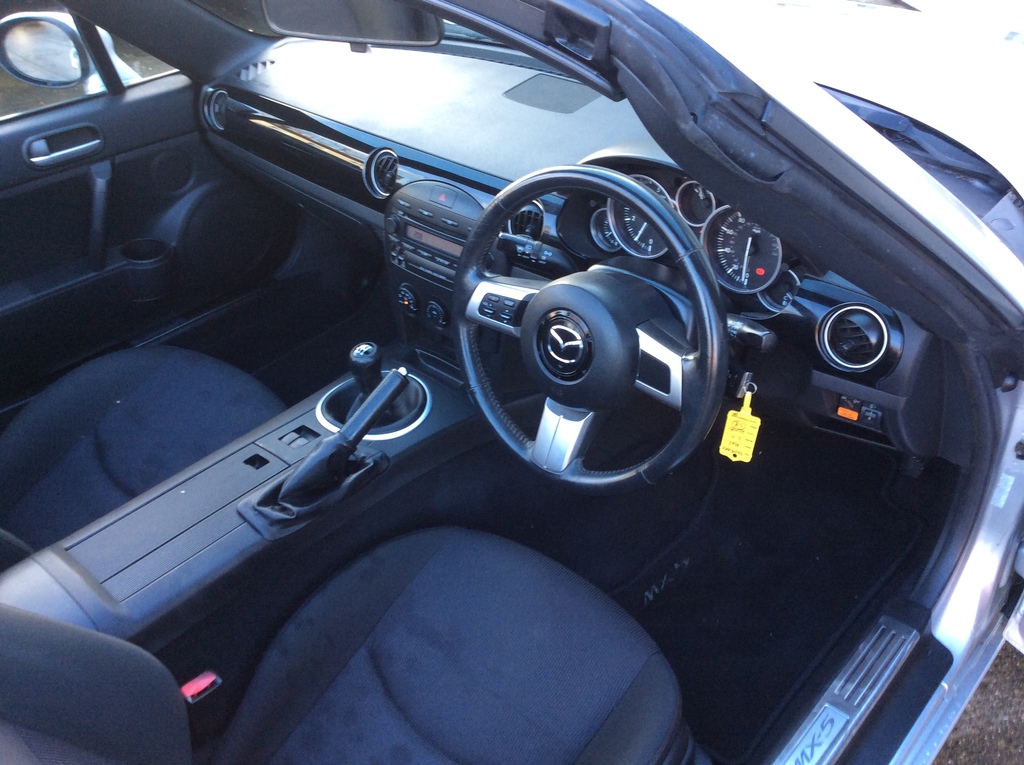 Mazda MX-5 1.6 Mx-5 Isola Red #3