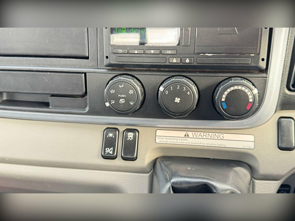 Mitsubishi Fuso Canter Canter 3C13 38 Blue #16
