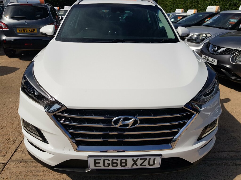 Hyundai Tucson 1.6 Se Sat Nav And Parking Camera EG68XZU White #4