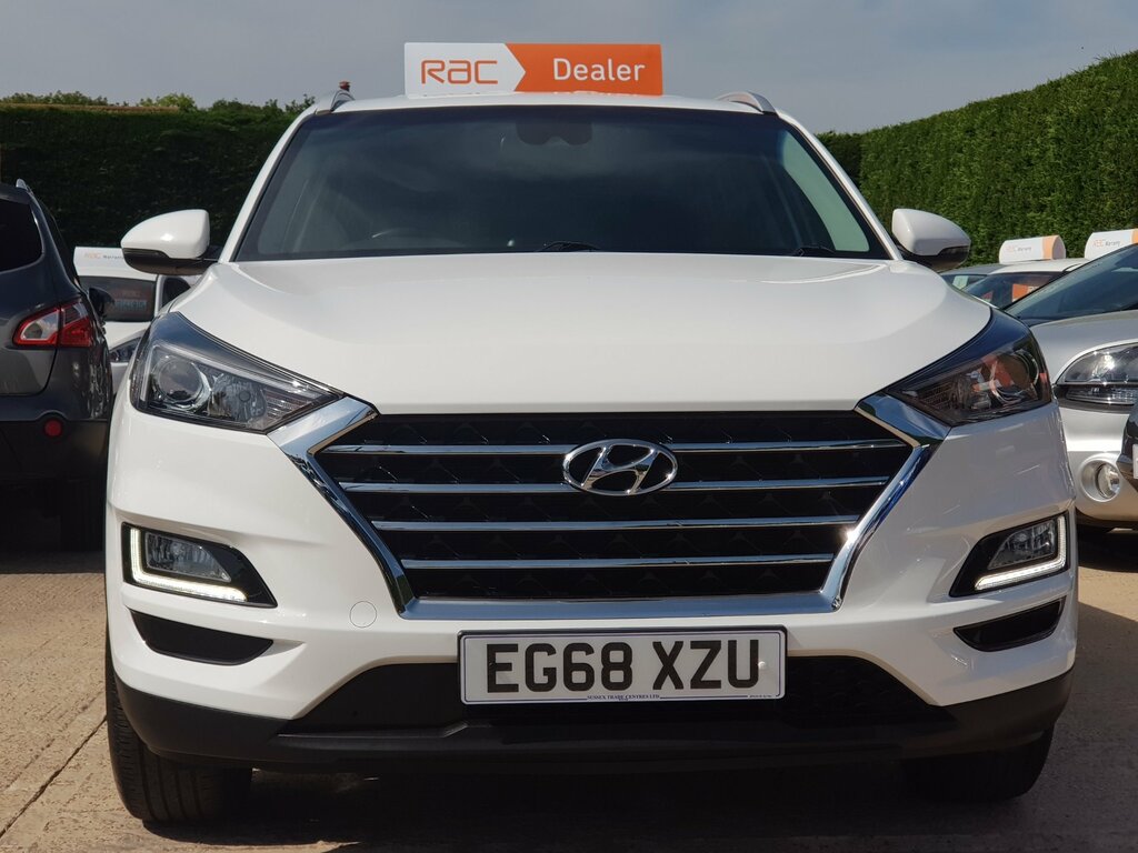 Hyundai Tucson 1.6 Se Sat Nav And Parking Camera EG68XZU White #5